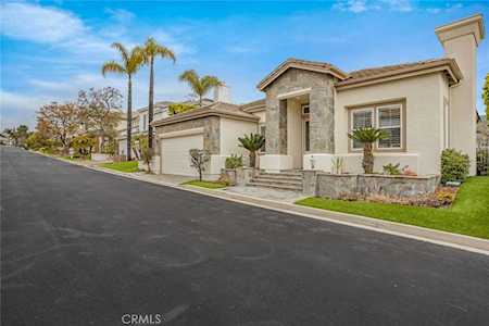 32 Golf View Dr Rancho Santa Margarita, CA 92679