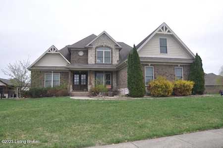4801 Saddle Bend Way Louisville, KY 40299