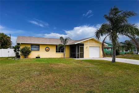10186 Oceanspray Blvd Englewood, FL 34224