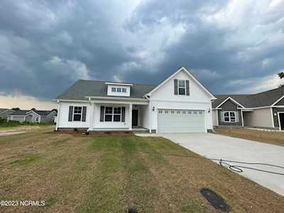 208 Sequoia Drive Greenville, NC 27858
