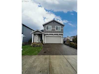 3733 NE Laurel ST Camas, WA 98607