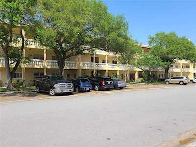 2226 Switzerland WAY #64 Clearwater, FL 33763