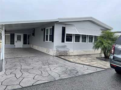 4532 Redwood St Winter Haven, FL 33880