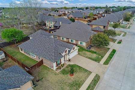 1008 Tara Drive Burleson, TX 76028