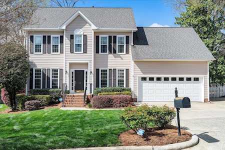 102 Ferncrest Court Cary, NC 27519