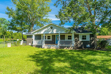 684 Root Branch Rd Pineville, SC 29468