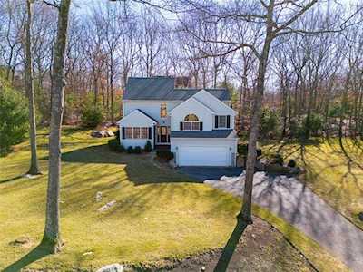 26 Sir Michael Circle South Kingstown, RI 02892