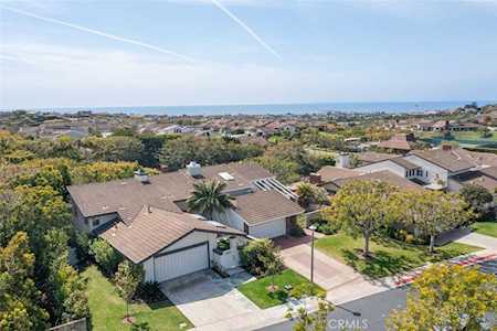 11 Mainsail Corona Del Mar, CA 92625