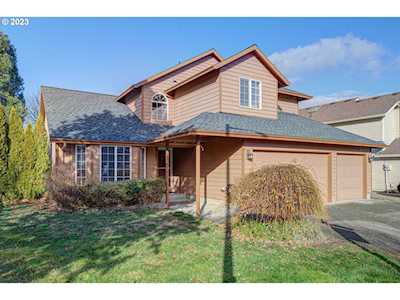 2203 SW Stella WAY Troutdale, OR 97060