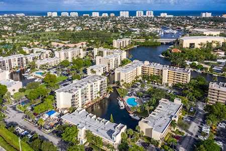 10 Royal Palm Way #Unit 102 Boca Raton, FL 33432