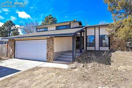 2910 E Serendipity Circle Colorado Springs, CO 80917