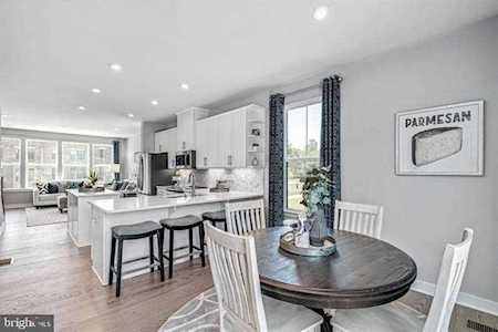 3451 Dean Dr Hyattsville, MD 20782