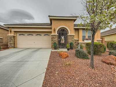7728 Sundial Peak St Las Vegas, NV 89166