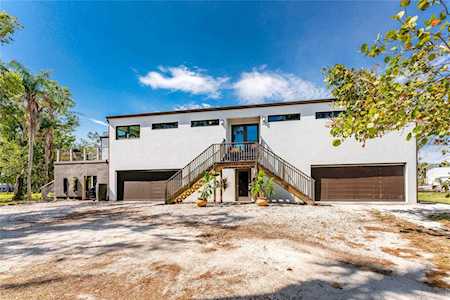 760 S Oxford Dr Englewood, FL 34223