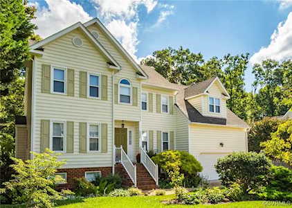 2208 Ridgefield Green Way Henrico, VA 23233