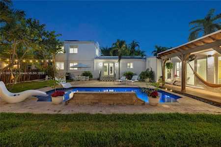 659 NE 73rd St Miami, FL 33138