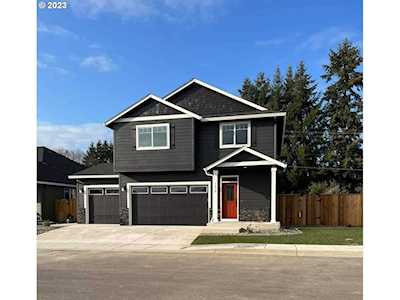 5206 NE 43rd CIR Vancouver, WA 98661