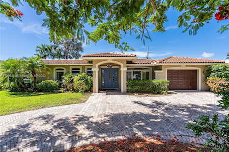 1240 SE 8th St Deerfield Beach, FL 33441