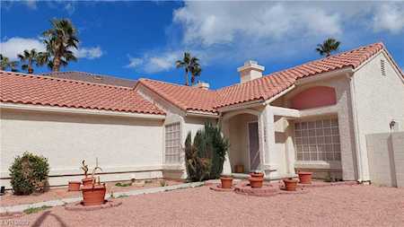 3220 Beacon Shores Circle Las Vegas, NV 89117