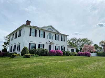 3 Sunrise Circle South Hadley, MA 01075