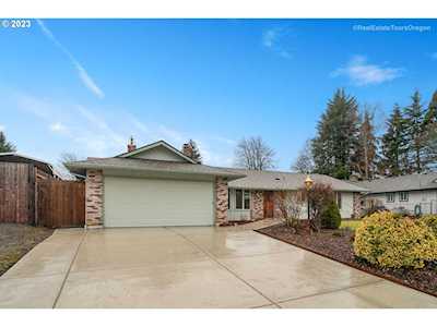 12416 NE 13th AVE Vancouver, WA 98685