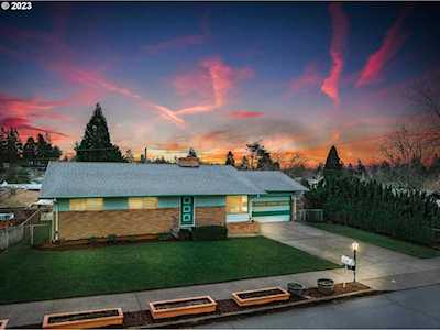 4638 SE Robin RD Milwaukie, OR 97267