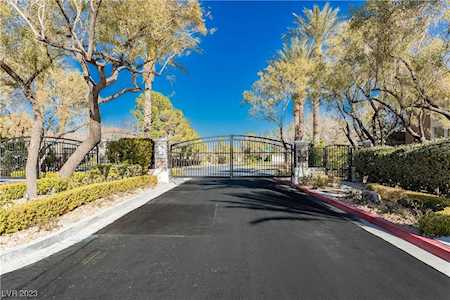 1017 Sable Mist Ct Las Vegas, NV 89144