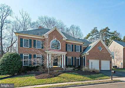 8606 Monacan Ct Lorton, VA 22079