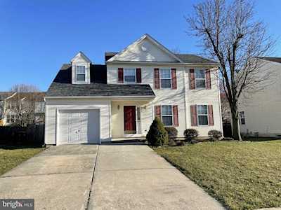 12 Birchgrove Rd Newark, DE 19702