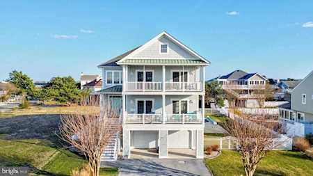 39003 Bayfront Dr Ocean View, DE 19970