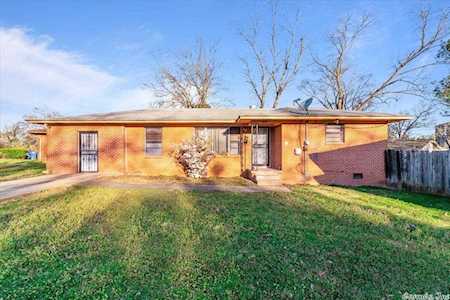 317 W 21st St North Little Rock, AR 72114