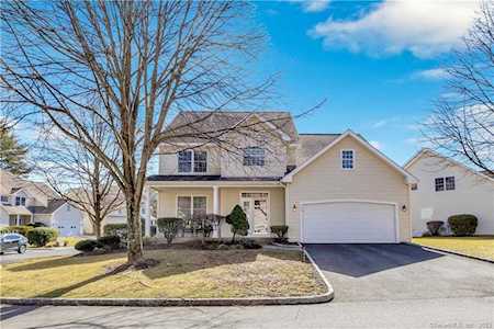 108 Governor Trumbull Way #108 Trumbull, CT 06611