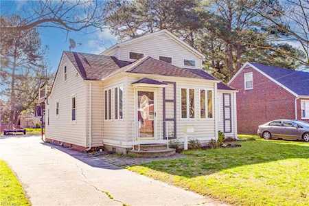 3 Llewellyn St Portsmouth, VA 23707