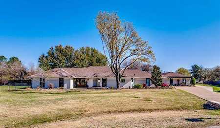 2705 N Quail Run Court Southlake, TX 76092