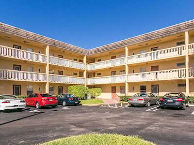 5961 NW 61st Ave #202 Tamarac, FL 33319