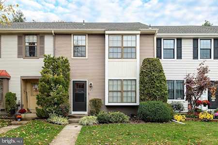 502 Kings Croft Cherry Hill, NJ 08034
