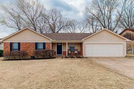 6563 S Earhart Dr Bartlett, TN 38134