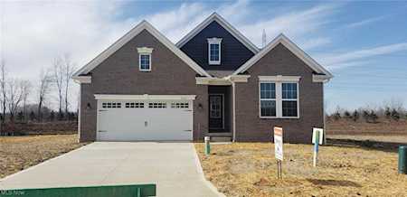 5404 Hawks Nest Circle Sheffield Village, OH 44054