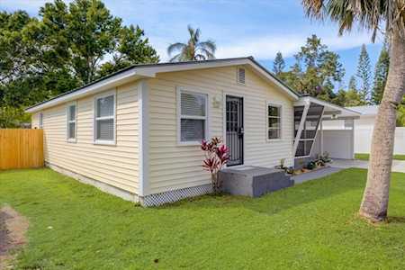 401 Shadylawn Ave Nokomis, FL 34275