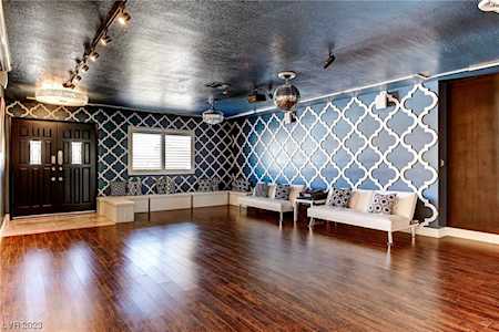 3059 Van Buskirk Circle Las Vegas, NV 89121