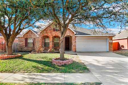809 Forest Grove Lane Fort Worth, TX 76036