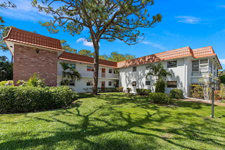 2600 SE Ocean Boulevard #6 Stuart, FL 34996