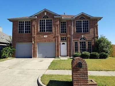 5811 Taunton Court Arlington, TX 76018