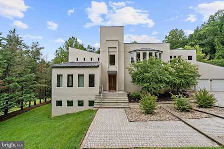 8636 Old Dominion Dr Mclean, VA 22102