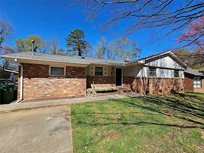5415 Kildare Dr Charlotte, NC 28215