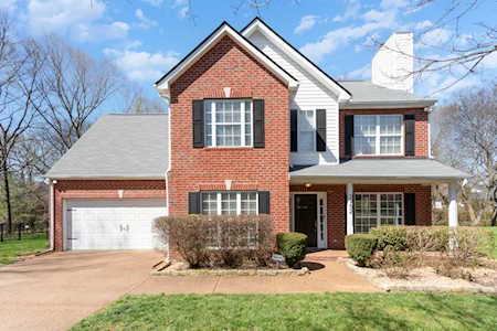 2952 Churchill Ln Thompsons Station, TN 37179