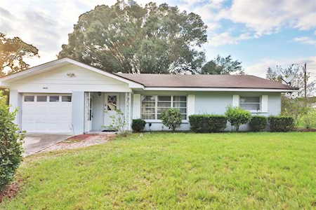 4852 Fleetwood St Lake Wales, FL 33859