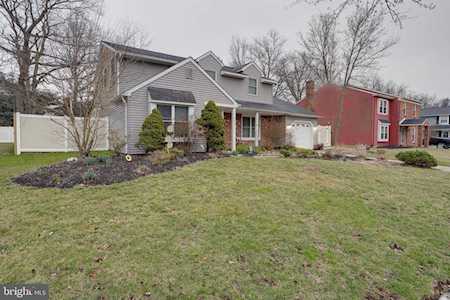 127 Thornwood Dr Marlton, NJ 08053