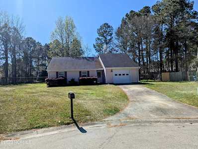 220 E Lakeridge Landing Jacksonville, NC 28546