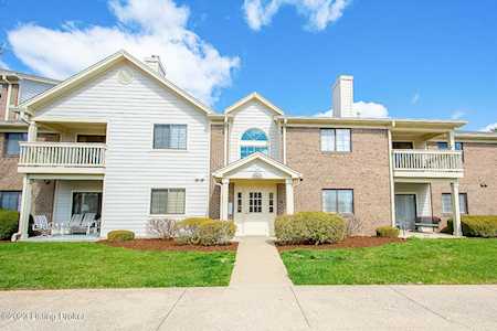 3905 Yardley Ct #205 Louisville, KY 40299